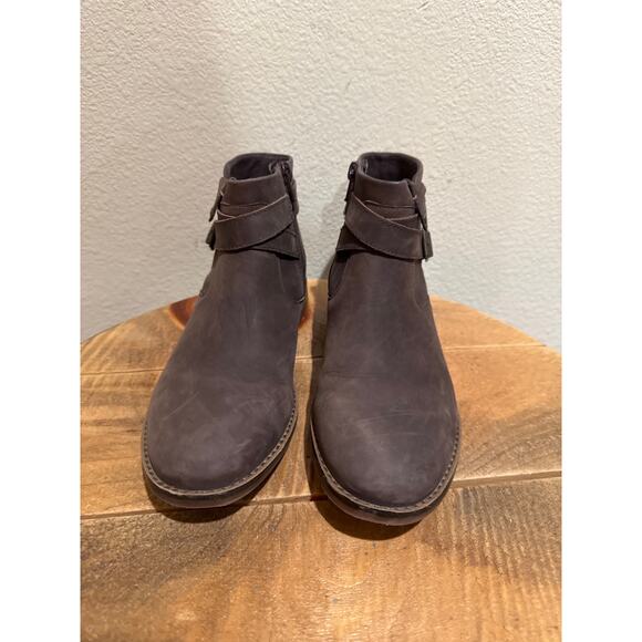 Clarks Women's Camzin Dime Ankle Boot size 7.5 brown - Picture 2 of 8